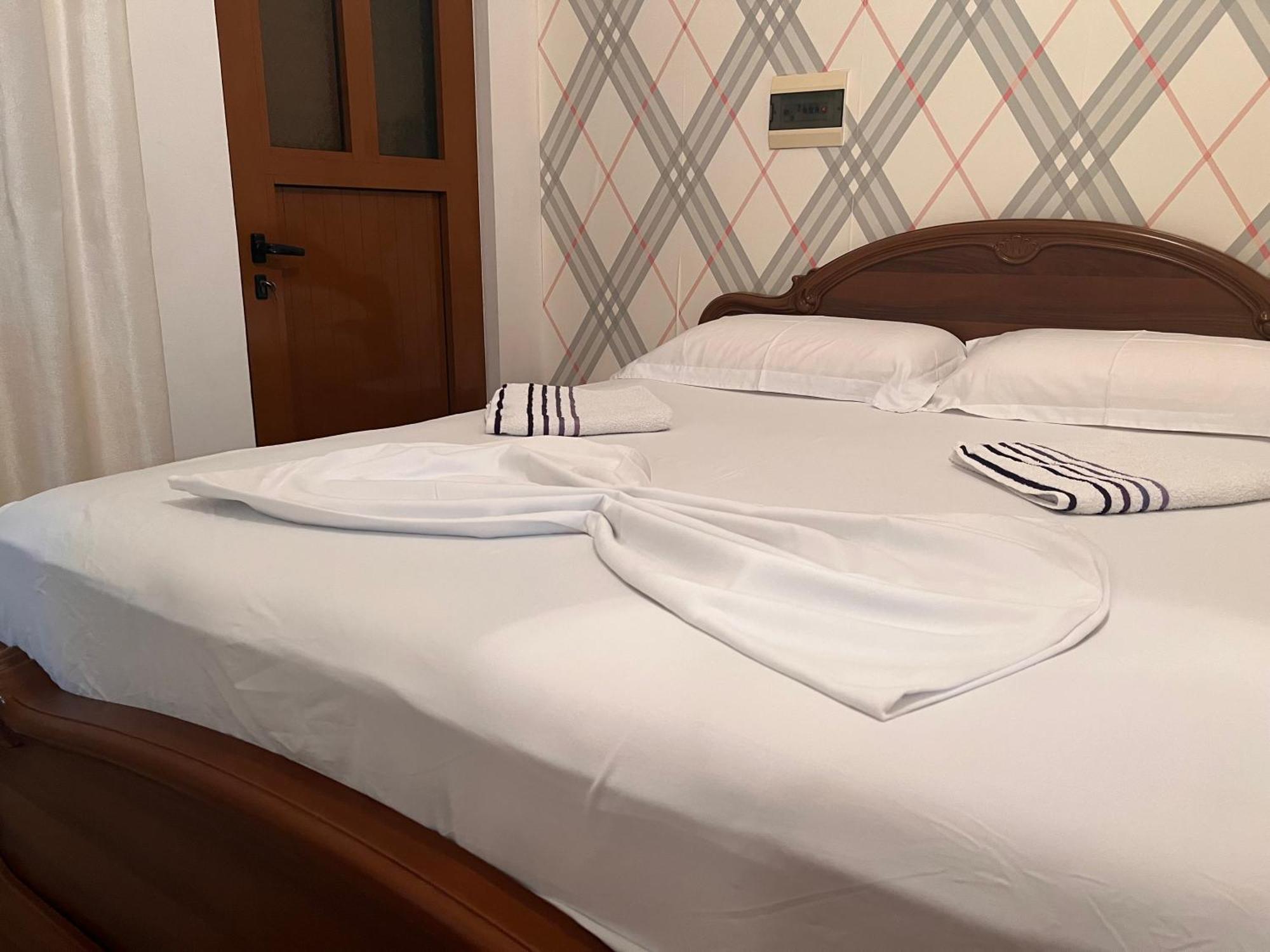 Hotel Fori Vodo Divjaka Zewnętrze zdjęcie